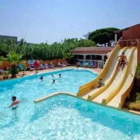 4 Etoiles - Parc Aquatique - Eebach مكان تخييم